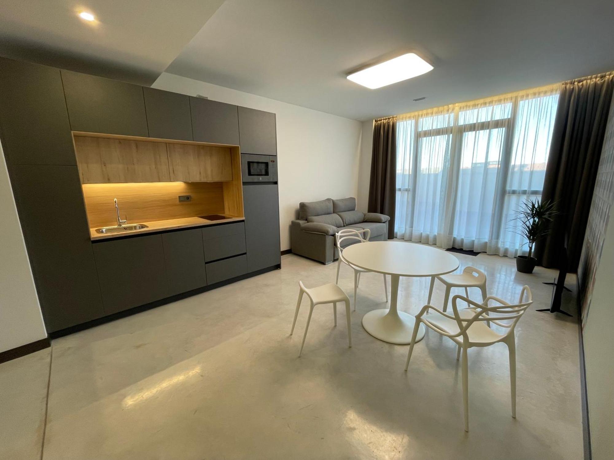 Aljama Burgos Aparthotel ภายนอก รูปภาพ