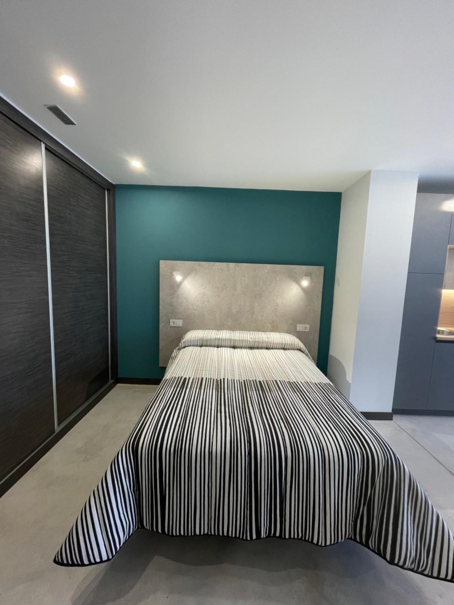 Aljama Burgos Aparthotel ภายนอก รูปภาพ