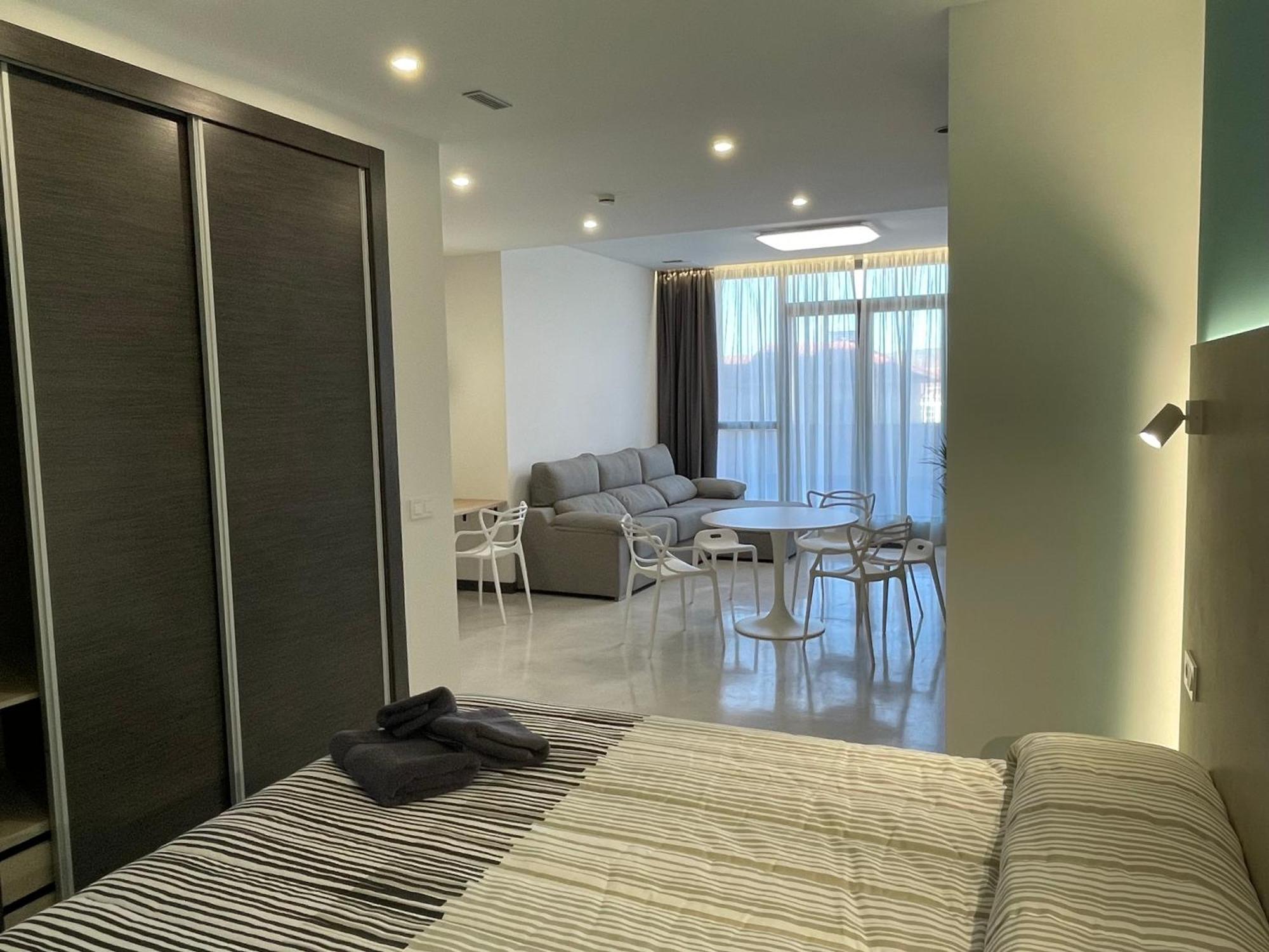 Aljama Burgos Aparthotel ภายนอก รูปภาพ